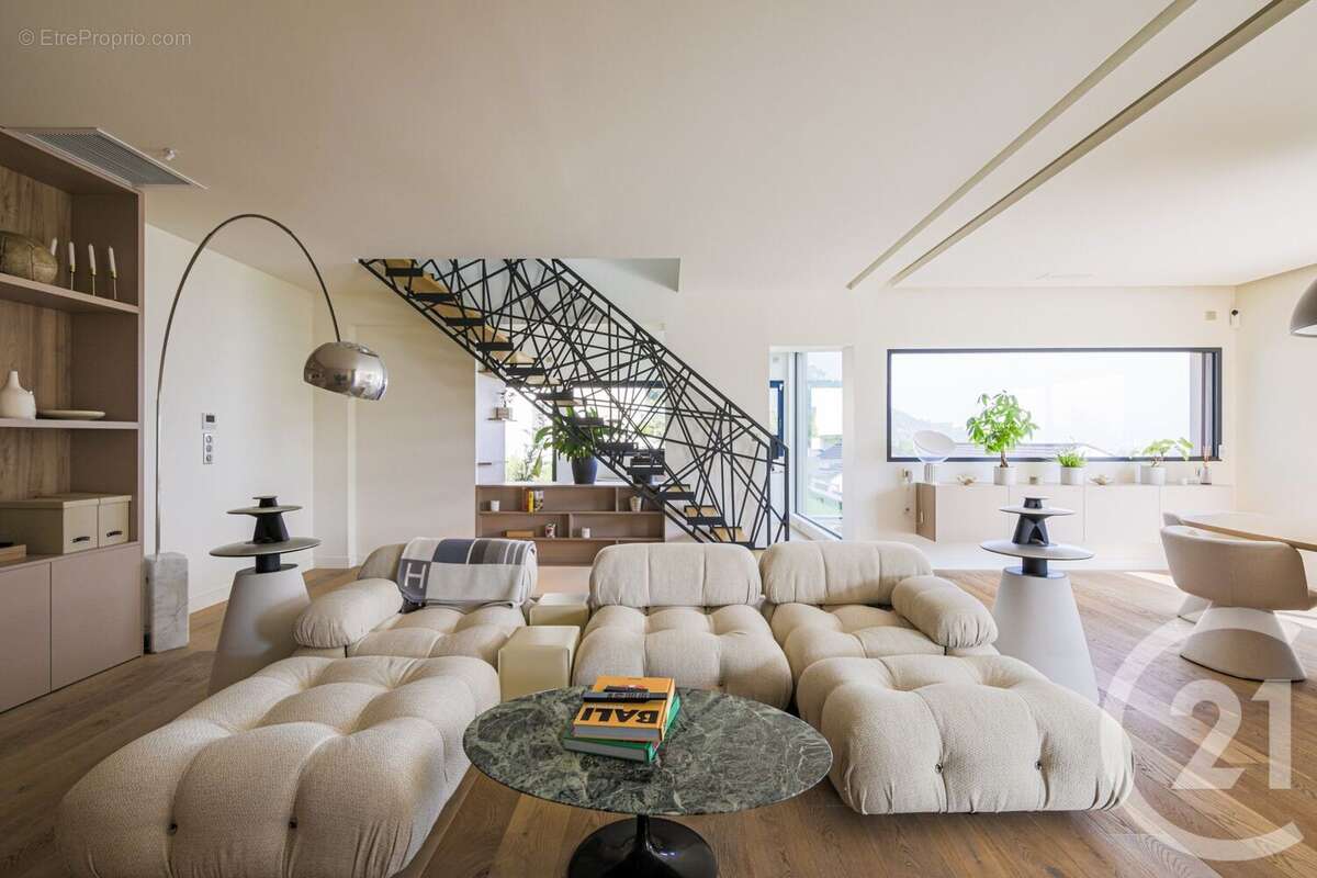 Maison à SAINT-MARTIN-LE-VINOUX