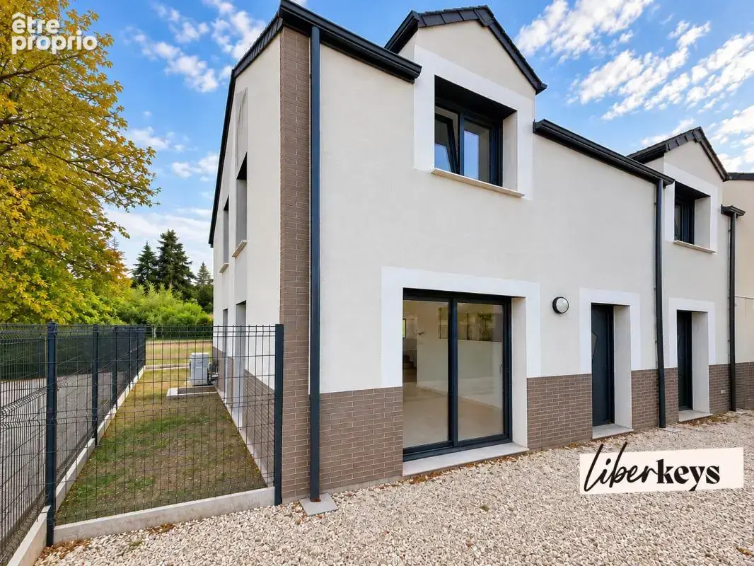 Maison neuve 3 chambres – Prestations haut de gamme – Saint-Cyr-en-Val (45590) - photo 12