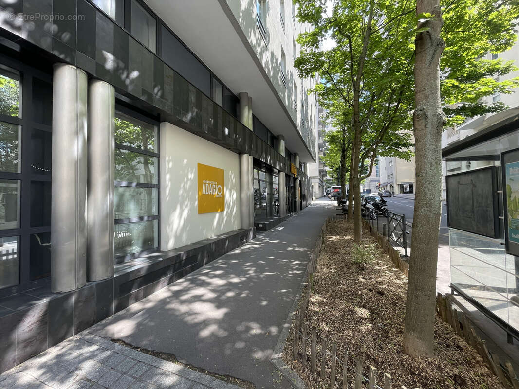 Appartement à COURBEVOIE