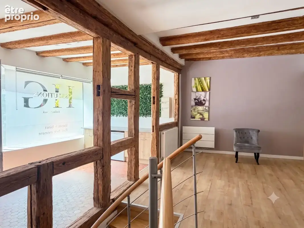 IMMEUBLE - CENTRE-VILLE de BARR - Local Pro - Appartement 3 pièces - photo 3