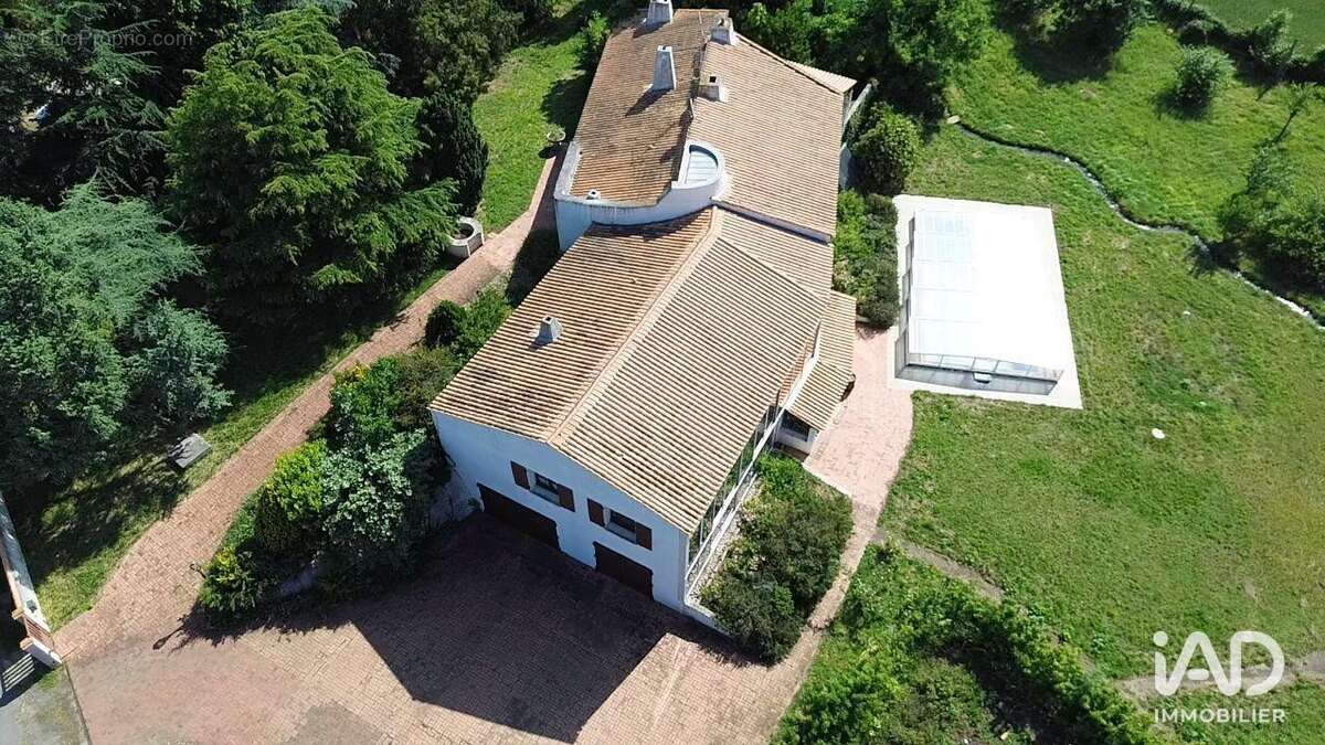 Photo 2 - Maison à HIERS-BROUAGE
