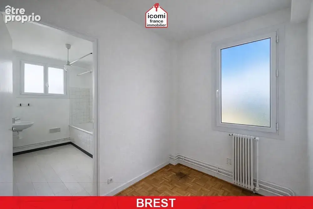 Finistere - brest (29200) - a vendre - appartement - 65m² - deux chambres - vue mer - ascenseur - 5eme etage - st michel - rare - photo 7
