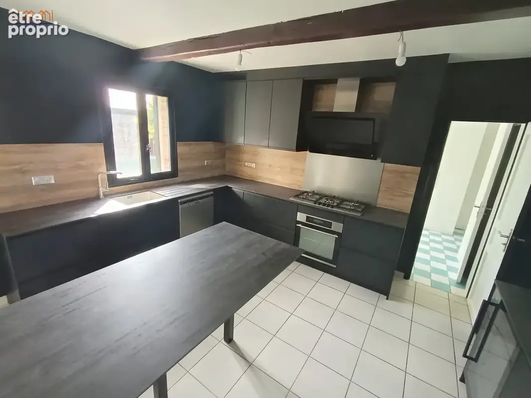 Maison 2 chambres 1 bureau 3 garages - photo 10