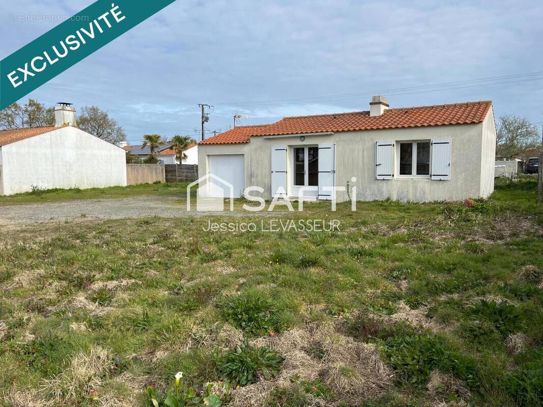 Photo 1 - Maison à SAINT-URBAIN