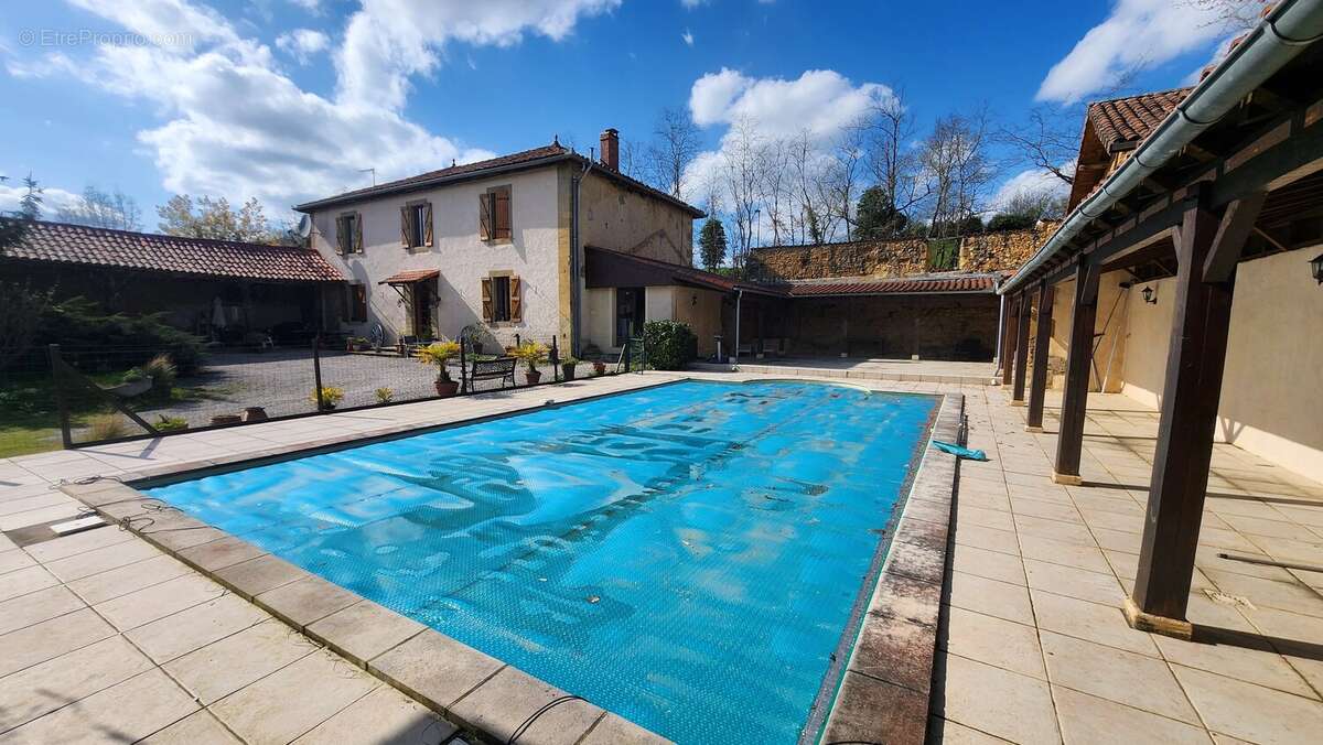 Maison à CARDEILHAC