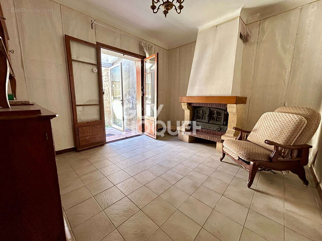 VENTE : maison de 6 pièces (135 m²) à Olonzac - photo 4
