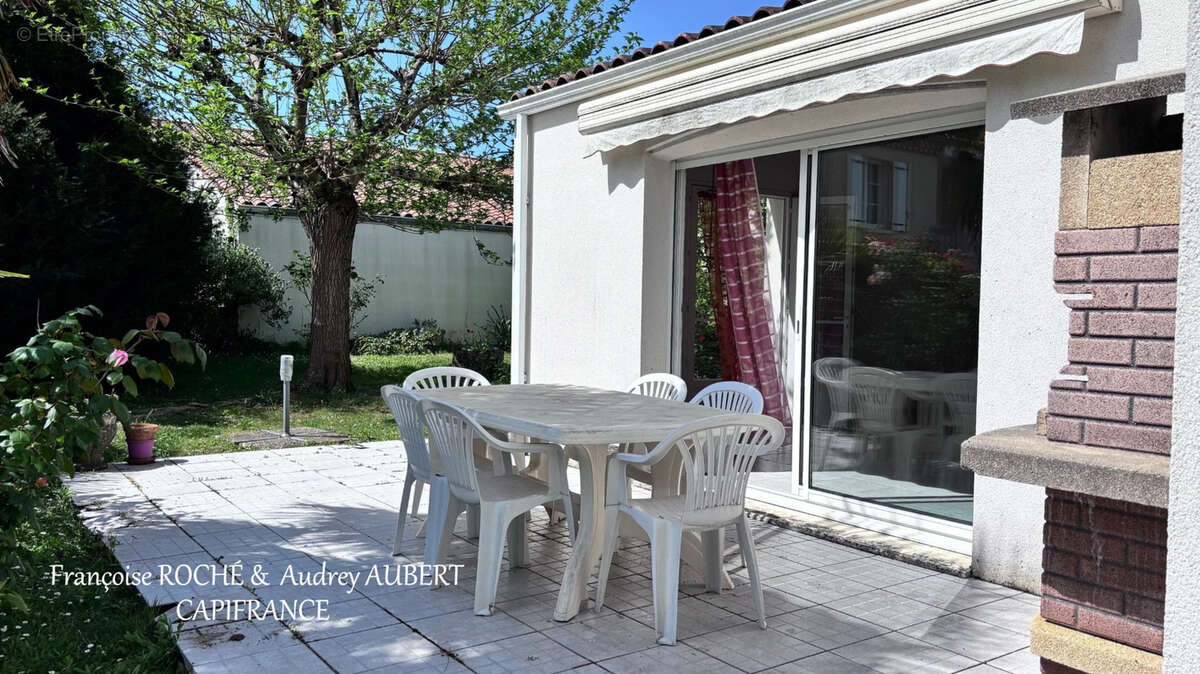 Maison 88m2 - plain-pied - 4 pièces - 3 chambres - garage - jardin clos à SAINTES (17)- Quartier La Fenètre - photo 2