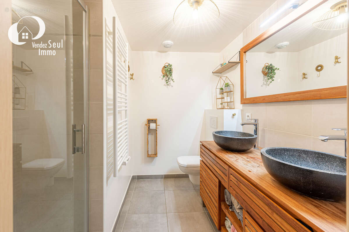 Appartement à POISY