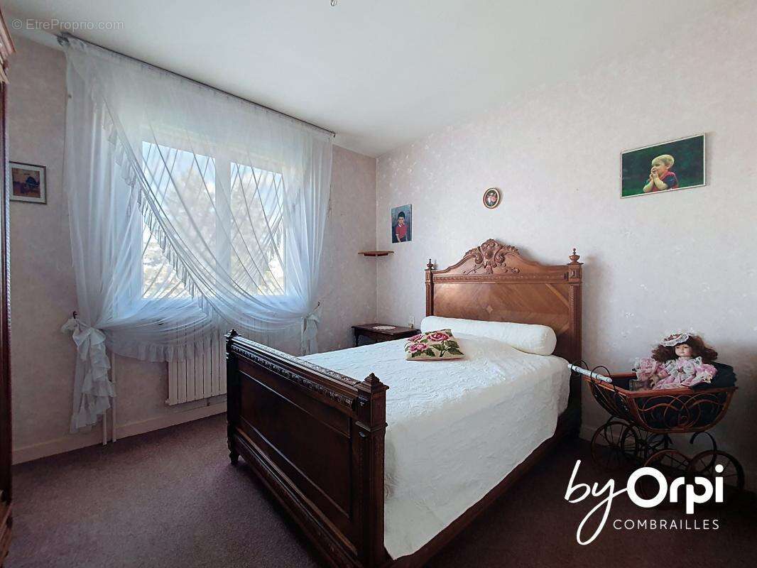 Maison à LES ANCIZES-COMPS