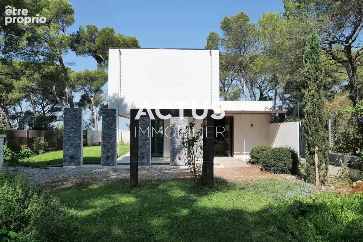 Maison 122 m² à Salon-De-Provence  - photo 2