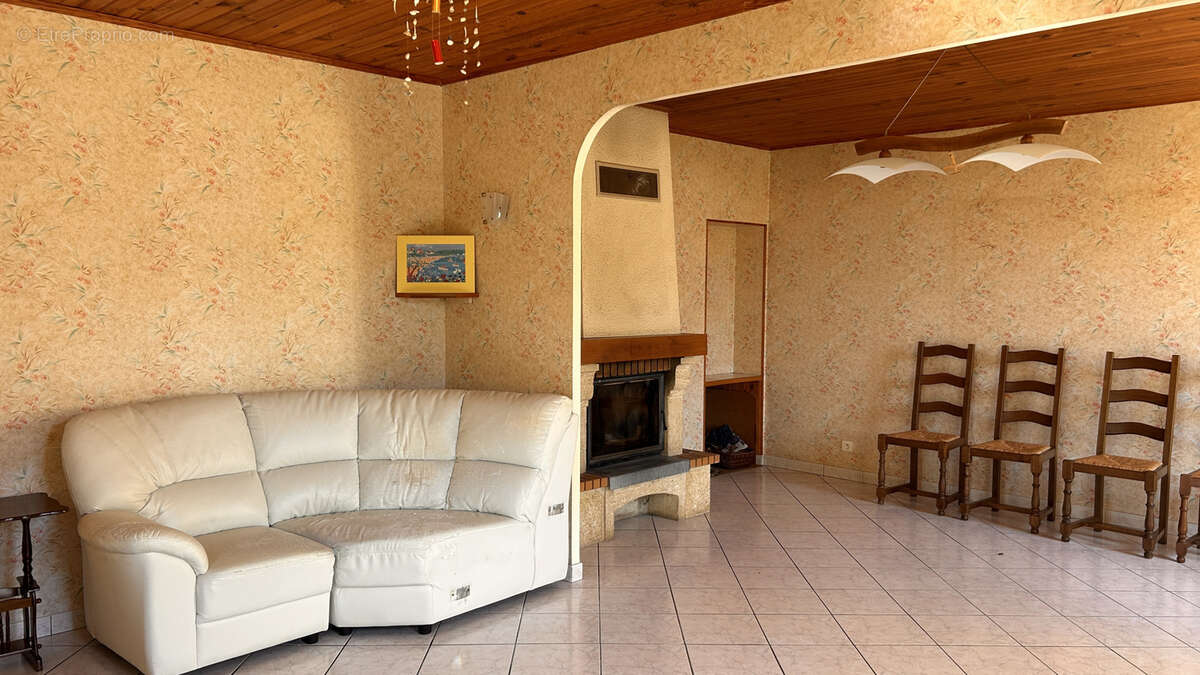 Maison à SACIERGES-SAINT-MARTIN