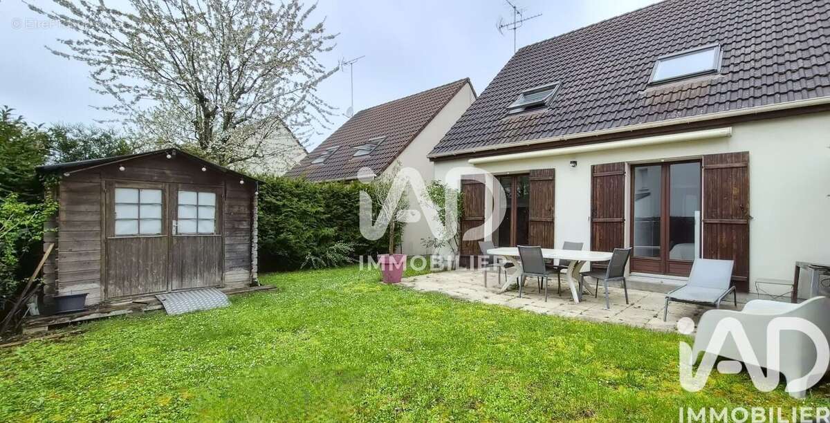 Photo 2 - Maison à SAINT-JEAN-DE-LA-RUELLE