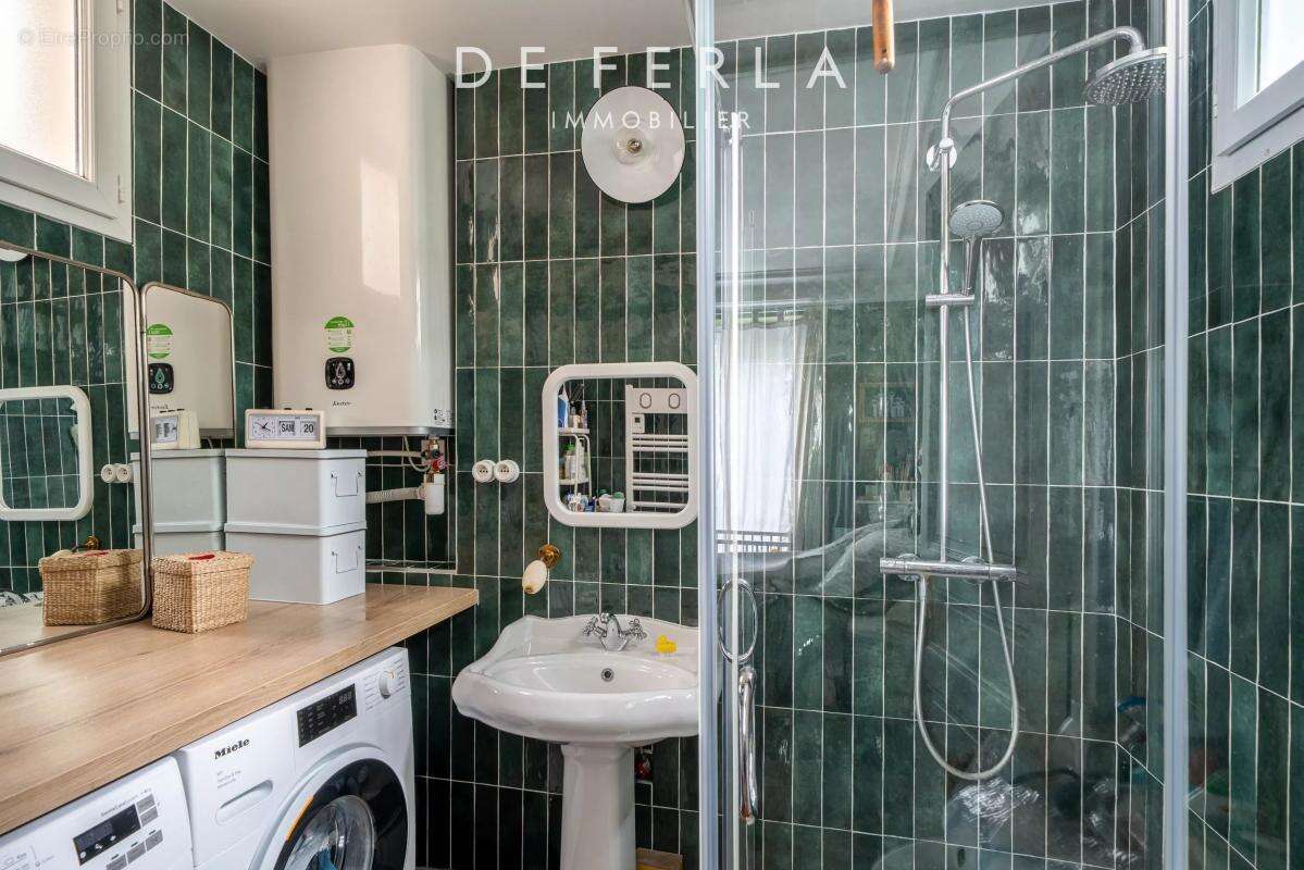 Paris XIVème - Maurice Ripoche : Deux pièces refait à neuf au calme absolu - photo 7
