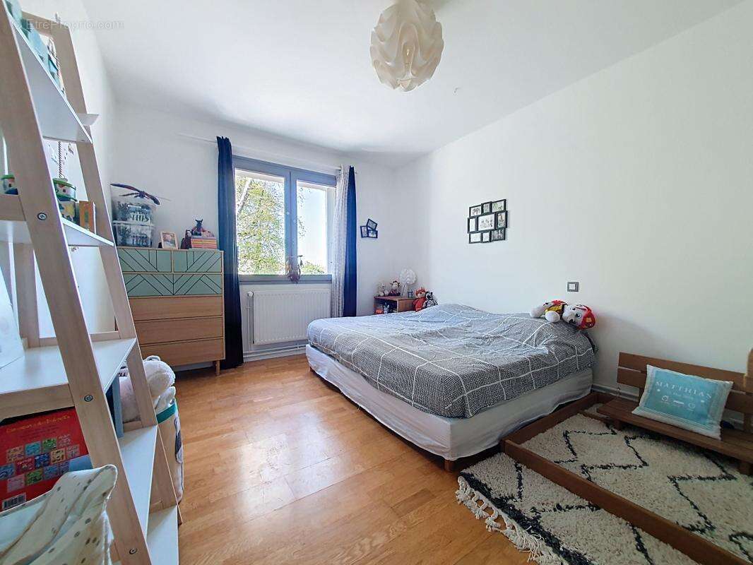 Maison à SAINT-SYMPHORIEN-D'OZON