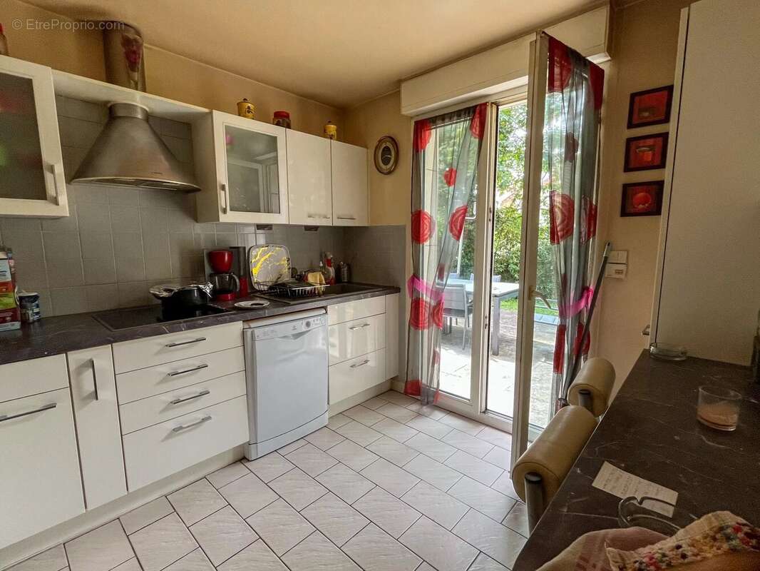 Appartement à LE RAINCY