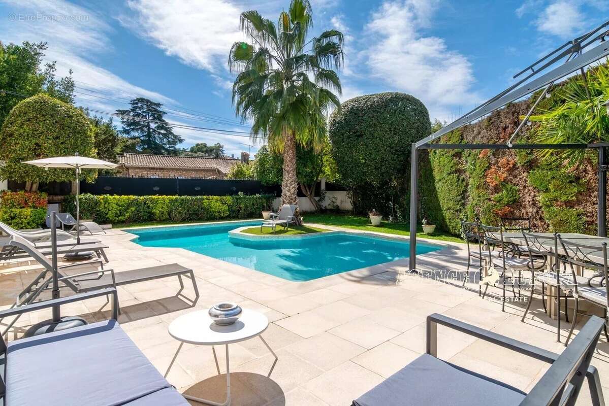 Maison à CANNES