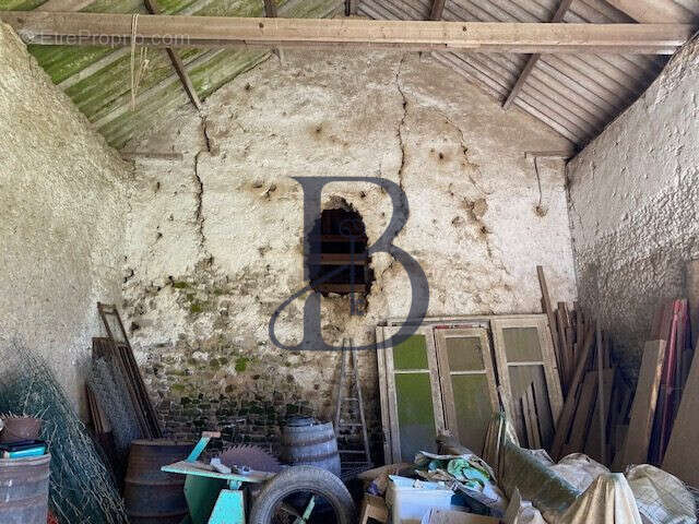 Maison à NOTRE-DAME-DE-CENILLY