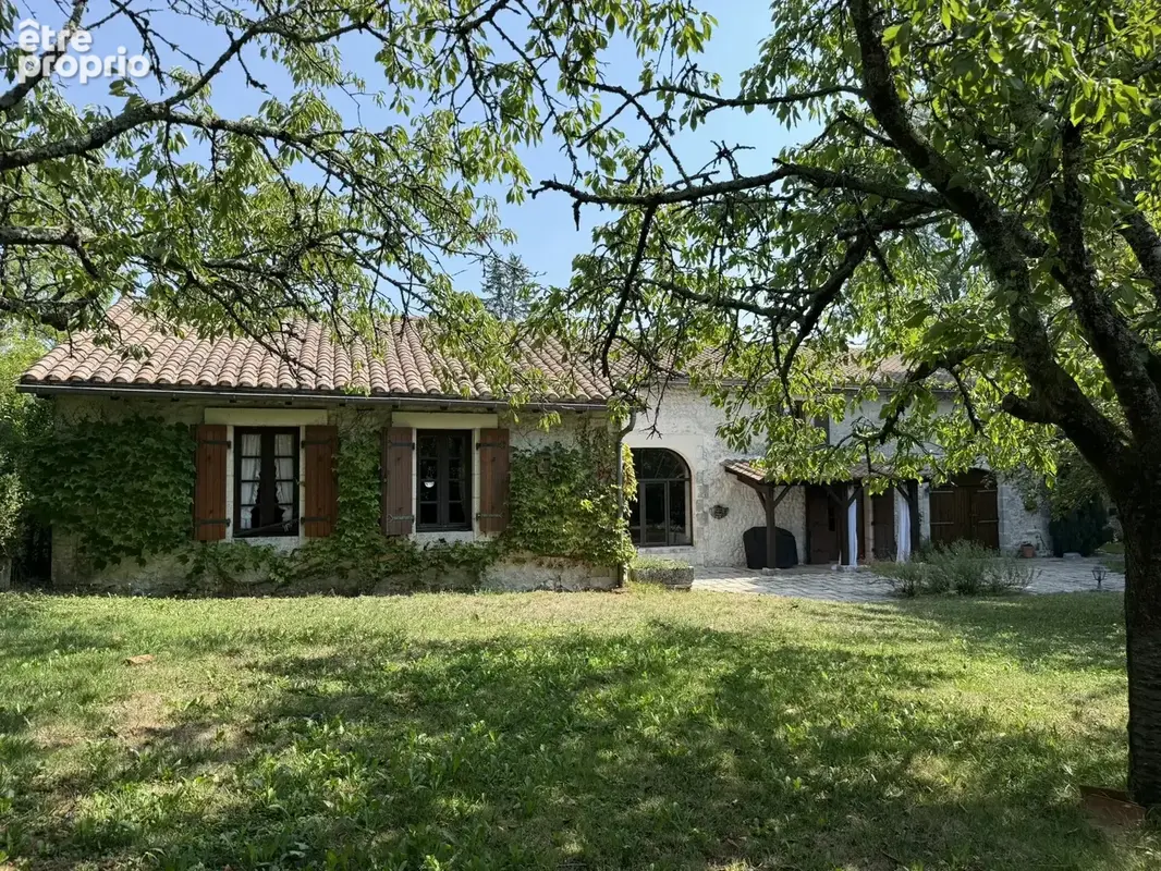 Charmante maison en pierre avec piscine et superbe cuisine d’été - photo 19