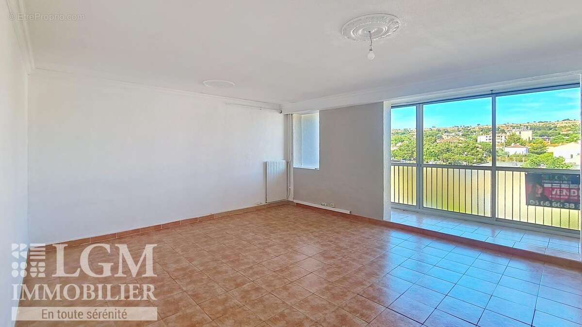Appartement à VITROLLES