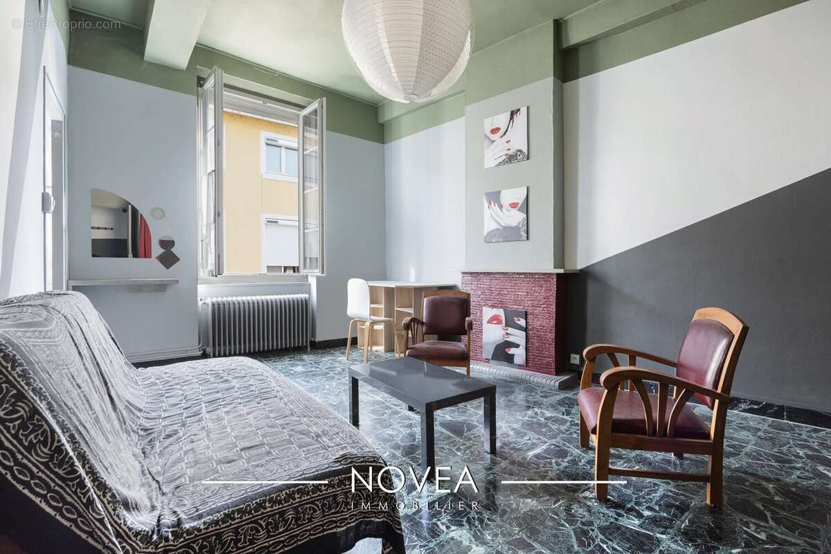 Appartement à LYON-9E