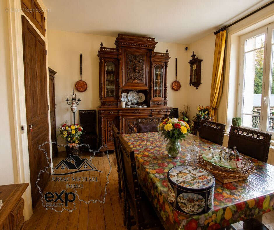 Maison 182 m² à Le Chambon-Sur-Lignon  - photo 4