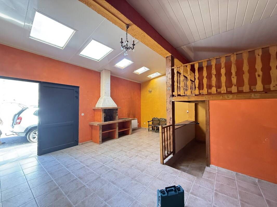 Appartement à THUIR
