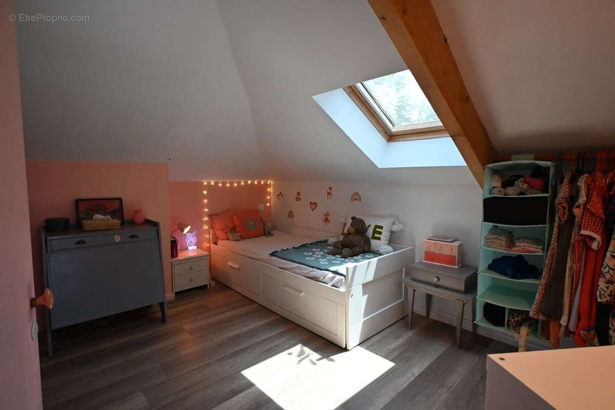 Maison à PUY-L&#039;EVEQUE