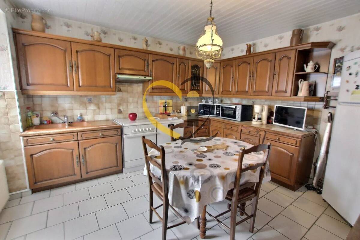 Maison à VIGNOUX-SOUS-LES-AIX