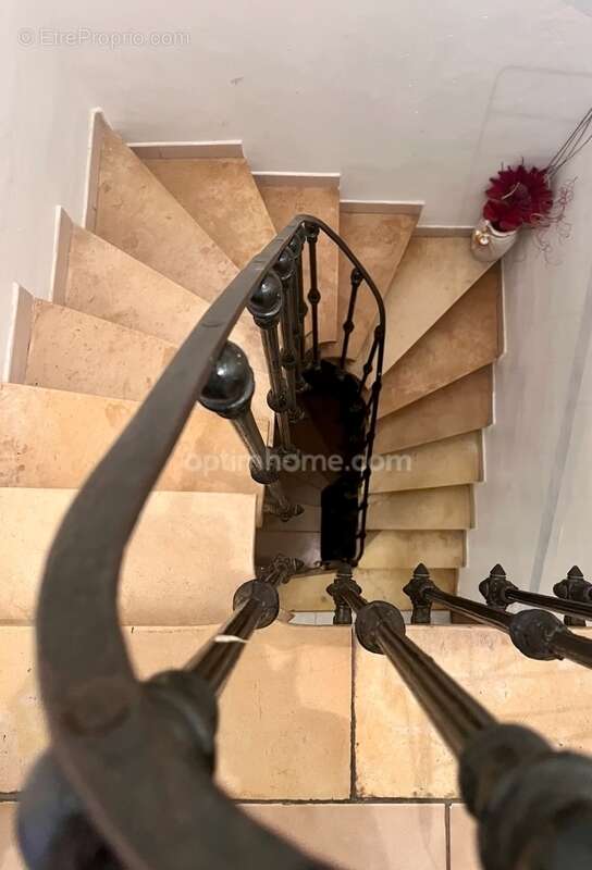 Appartement à FLORENSAC