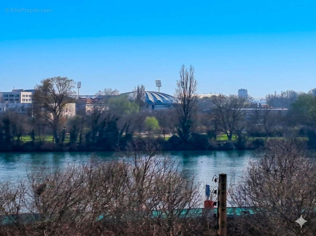 Appartement à LA MULATIERE