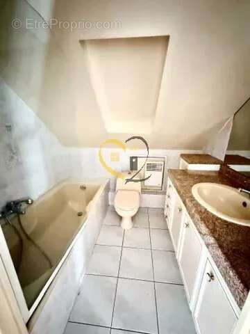 Maison à FONTENAY-LE-FLEURY