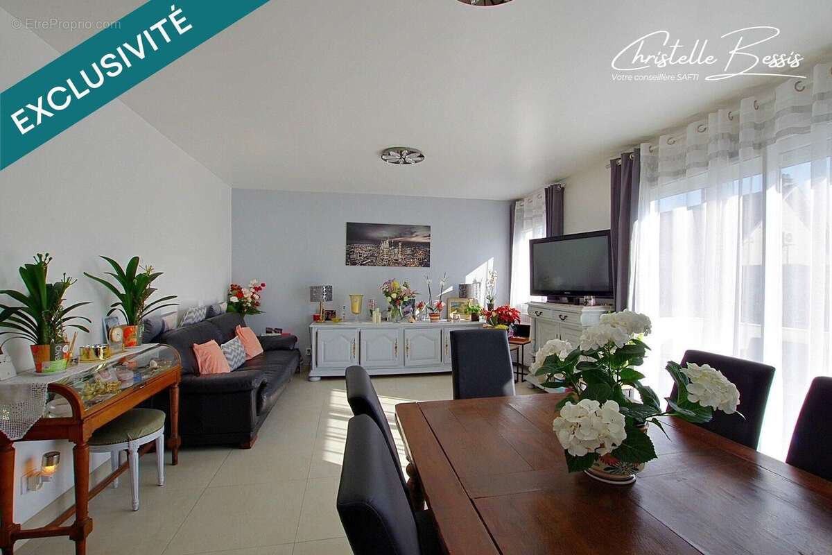 Photo 2 - Maison à GUIGNES