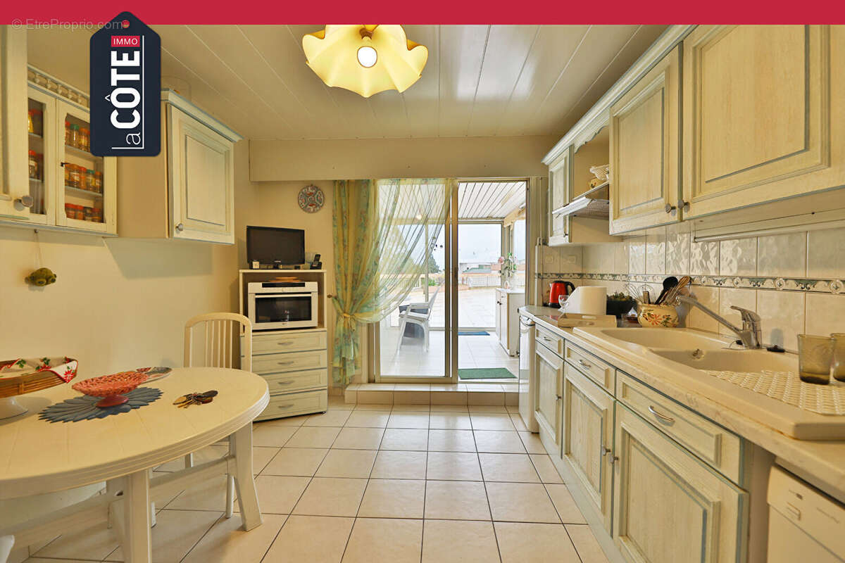 Appartement à MANDELIEU-LA-NAPOULE