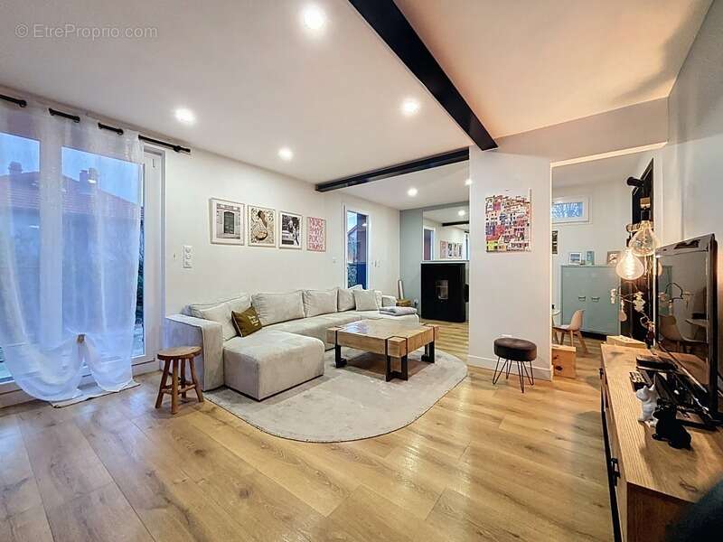 Maison à vendre 7 pièces TINQUEUX (51) - photo 6
