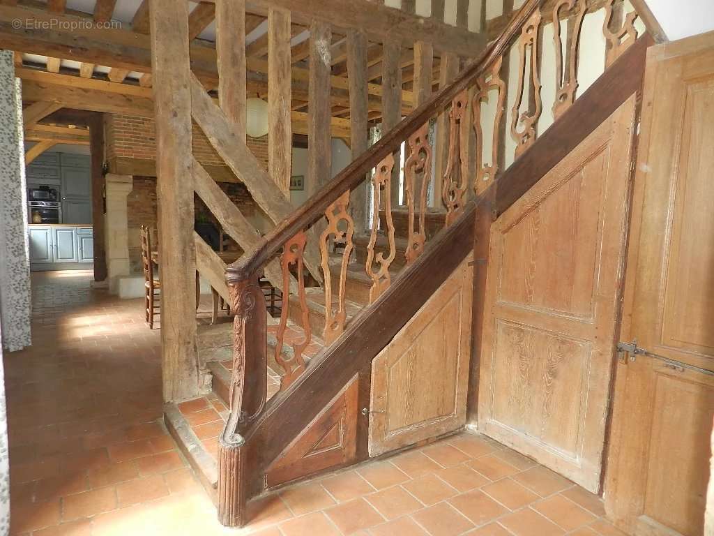 Maison à SAINT-PIERRE-SUR-DIVES