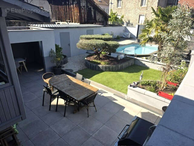 Cernay centre Maison de village de 1920 de 110 m2, 5 pièces, 3/4 chambres rénovée avec piscine - photo 3