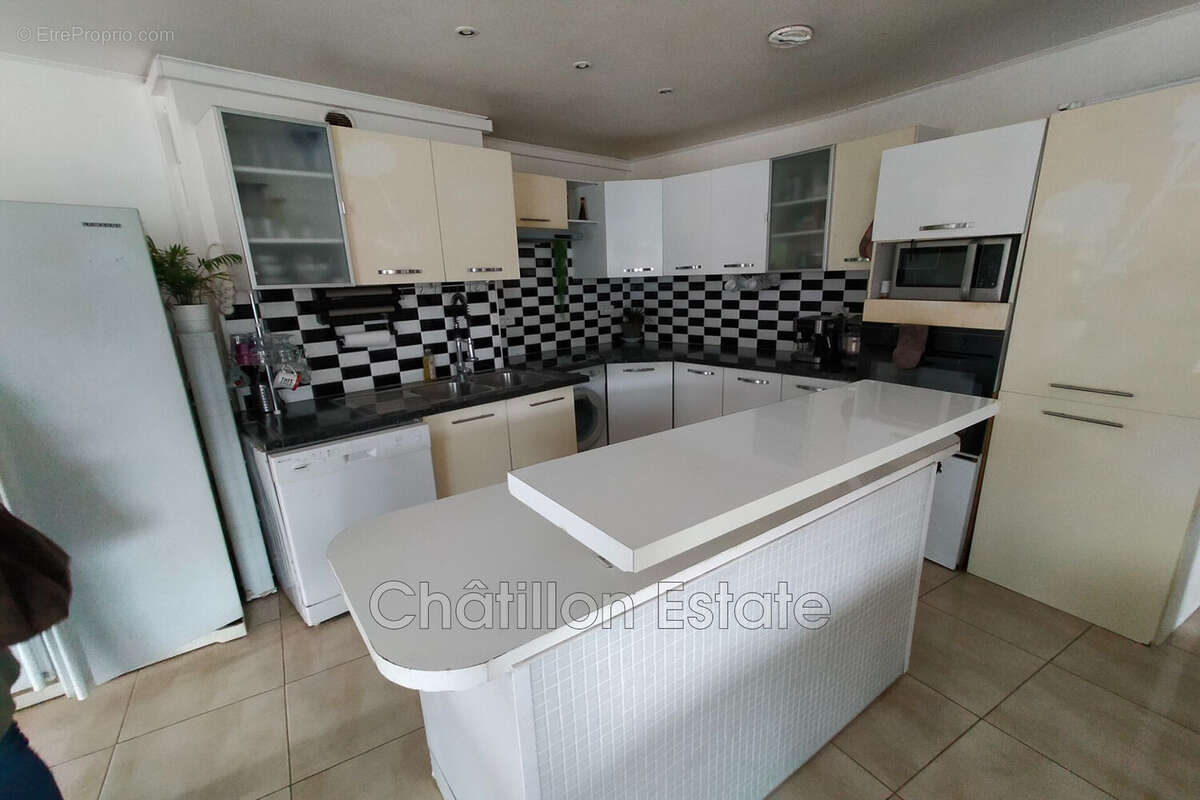 Appartement 74 m² à Cannes  - photo 6
