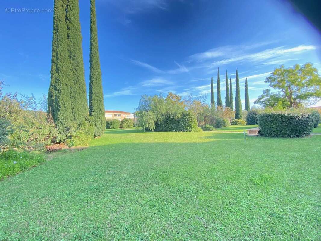 Appartement à LA LONDE-LES-MAURES