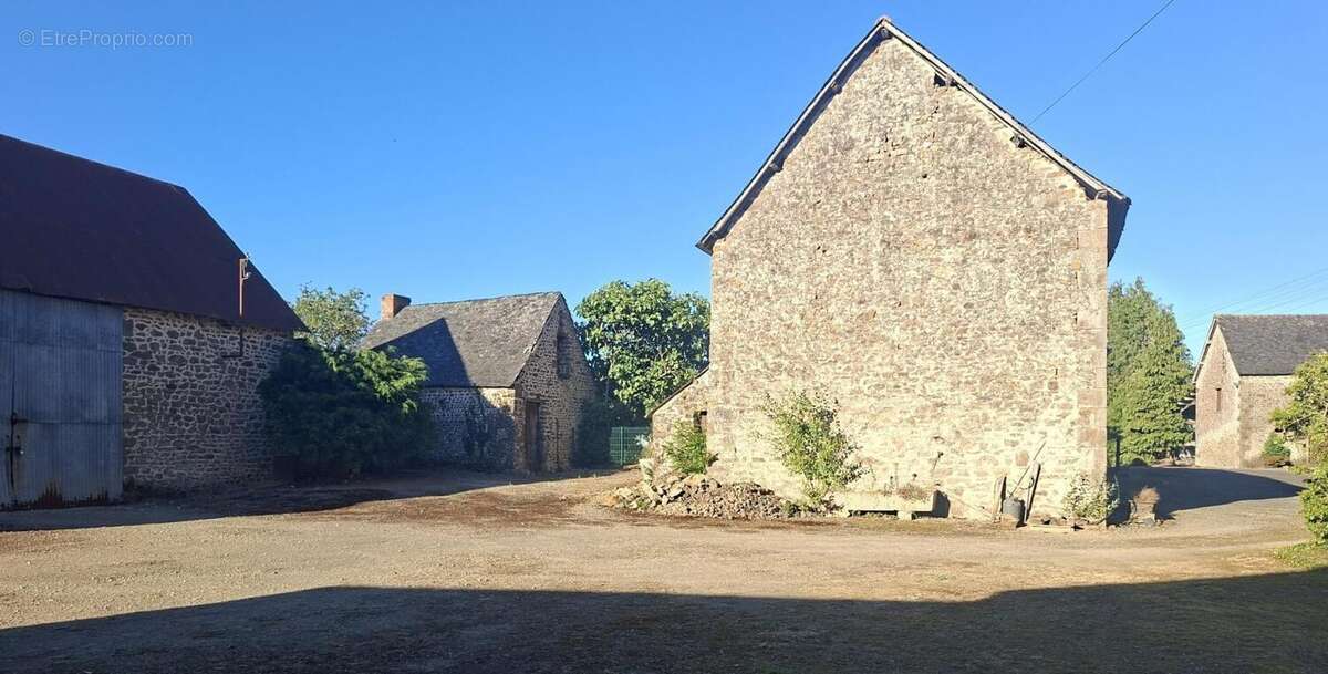 Propriete à vendre 7 pièces LE PAS (53) - photo 10