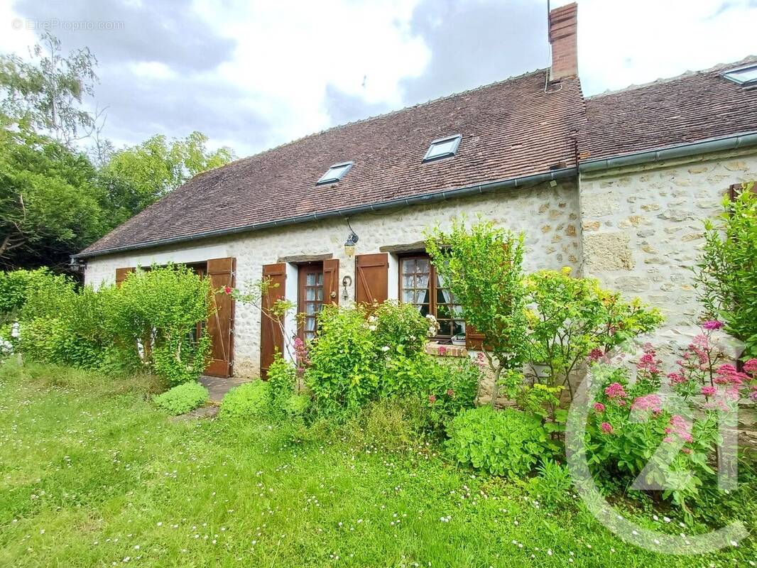 Maison à VILLERMAIN