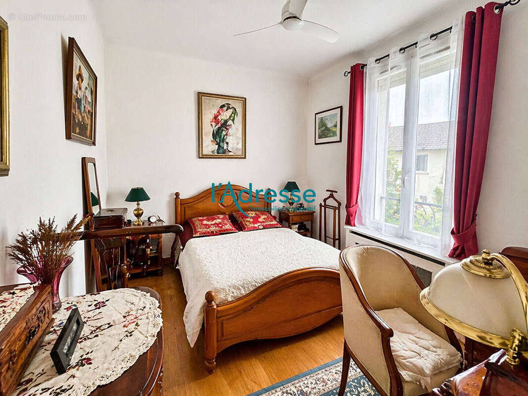 Maison à NANTERRE