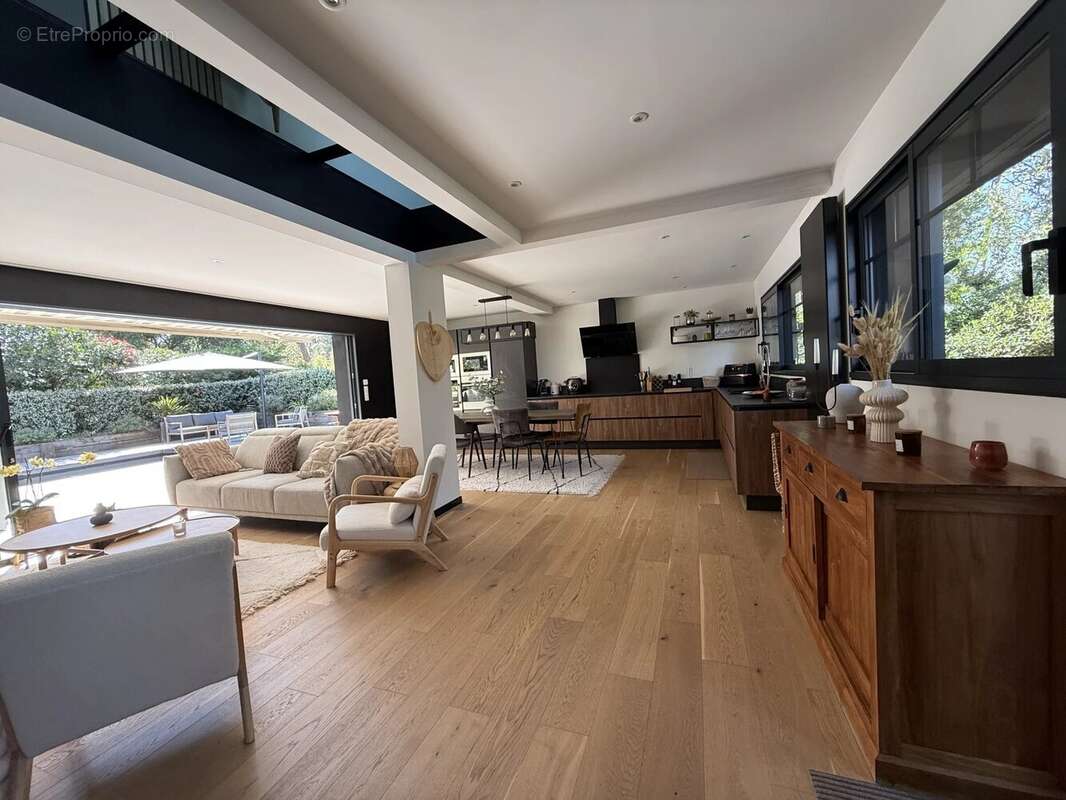 Maison à LE BOUSCAT