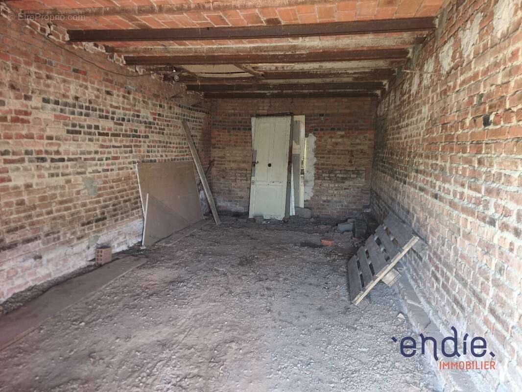 MURAT : maison de 9 pièces (152 m²) en vente - photo 18