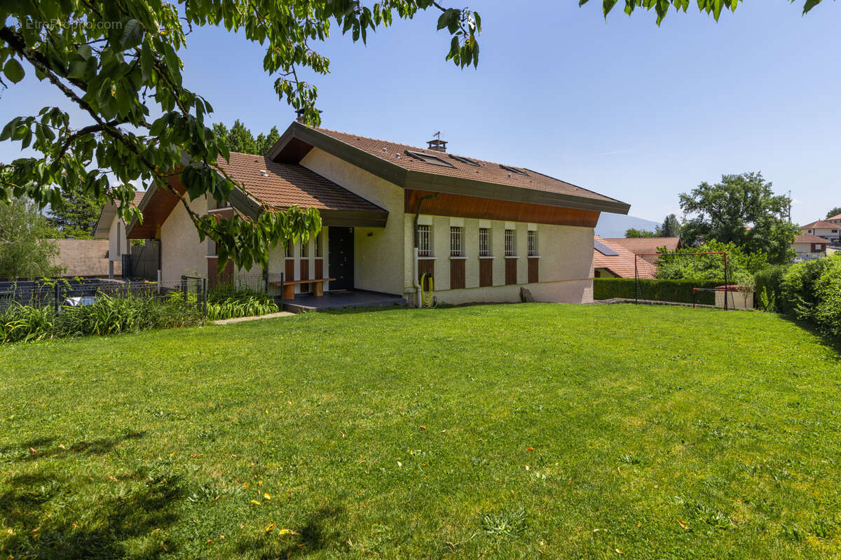 Maison à POISY