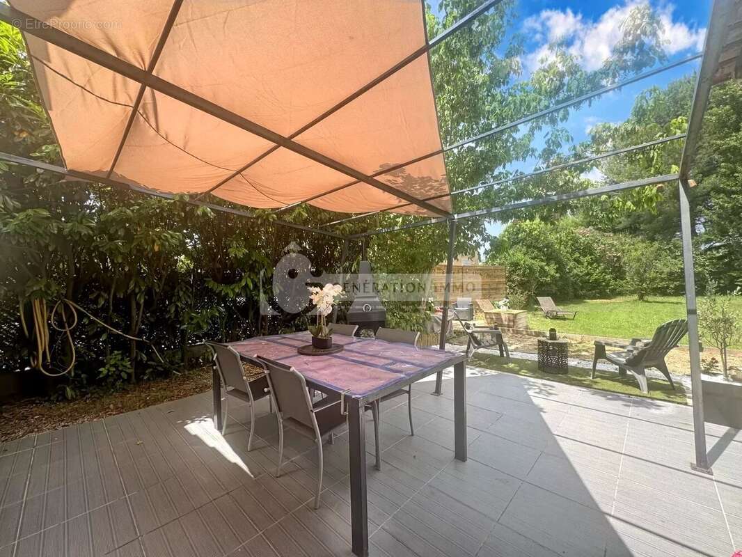 Maison à SAINT-MARTIN-DE-CRAU