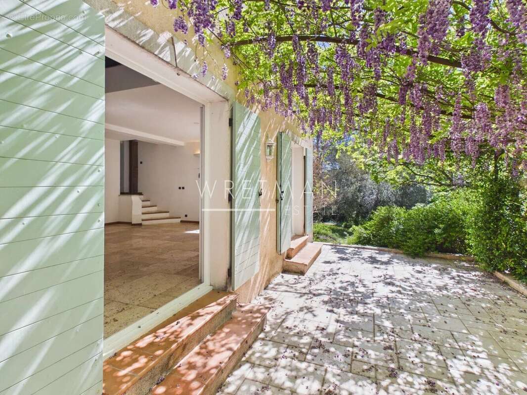 Maison à FAYENCE