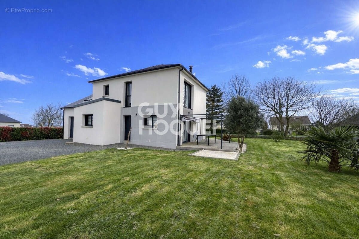 Maison à JUILLEY