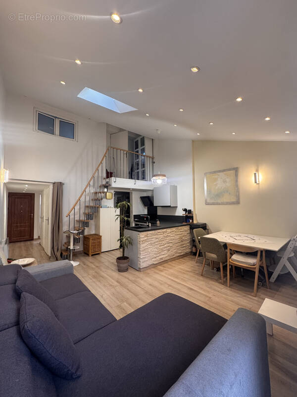 Appartement à LA TURBIE