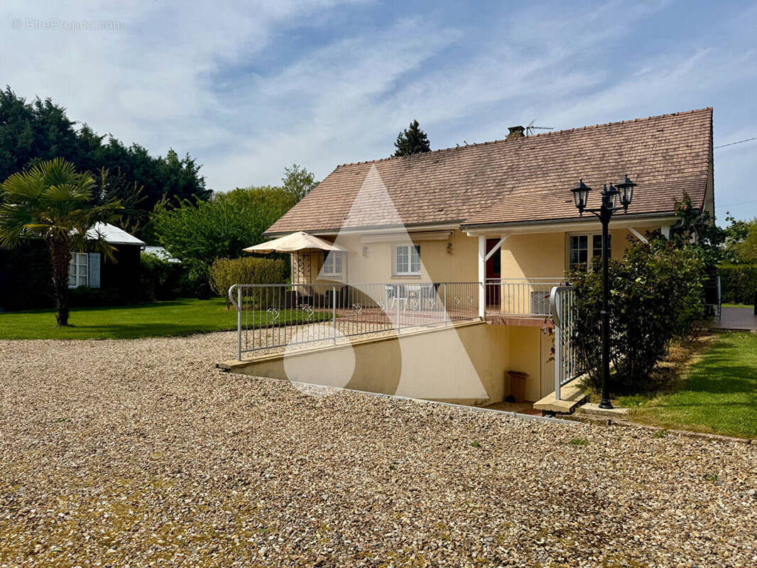 Maison à CONCHES-EN-OUCHE