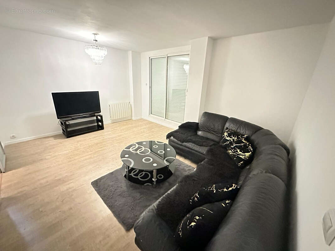 Appartement à RIS-ORANGIS